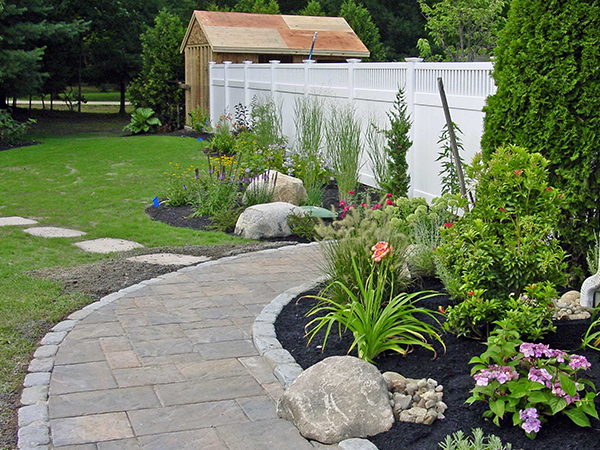 https://renowash.com/wp-content/uploads/2024/05/Renowash-paver-walkway.png